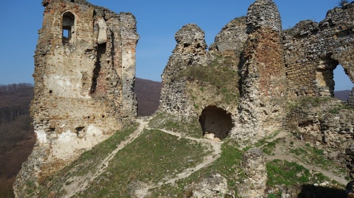 Hrad Čičva