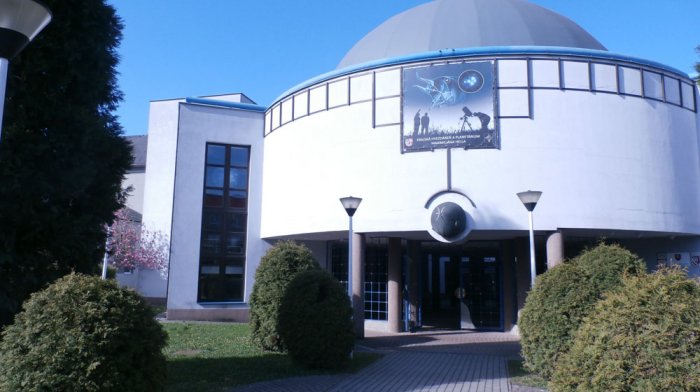 Hvezdáreň a planetárium Maximiliána Hella