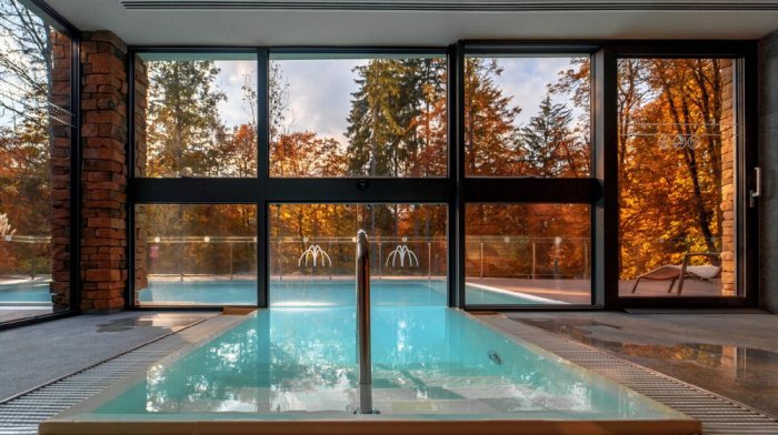 Seniorský relax: Nekonečný wellness a liečivá termálna voda vo Vyhniach!