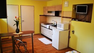 Apartmán Tatry kuchyňa so sedením Apartmán Tatry kuchyňa so sedením